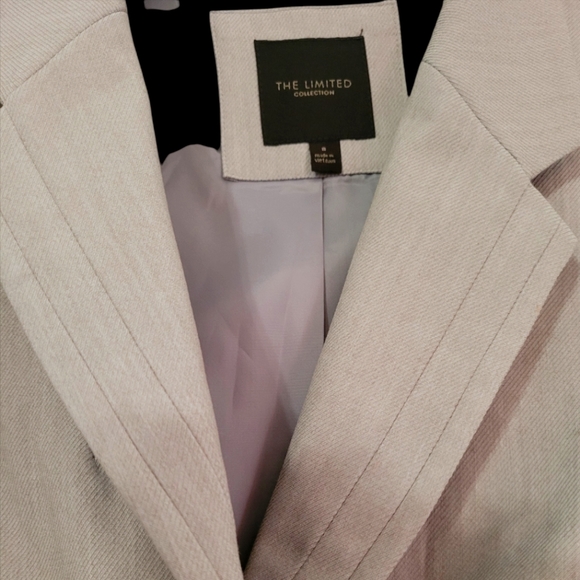 Blazer The Limited collection, Size 8, color Gray - Picture 2 of 3